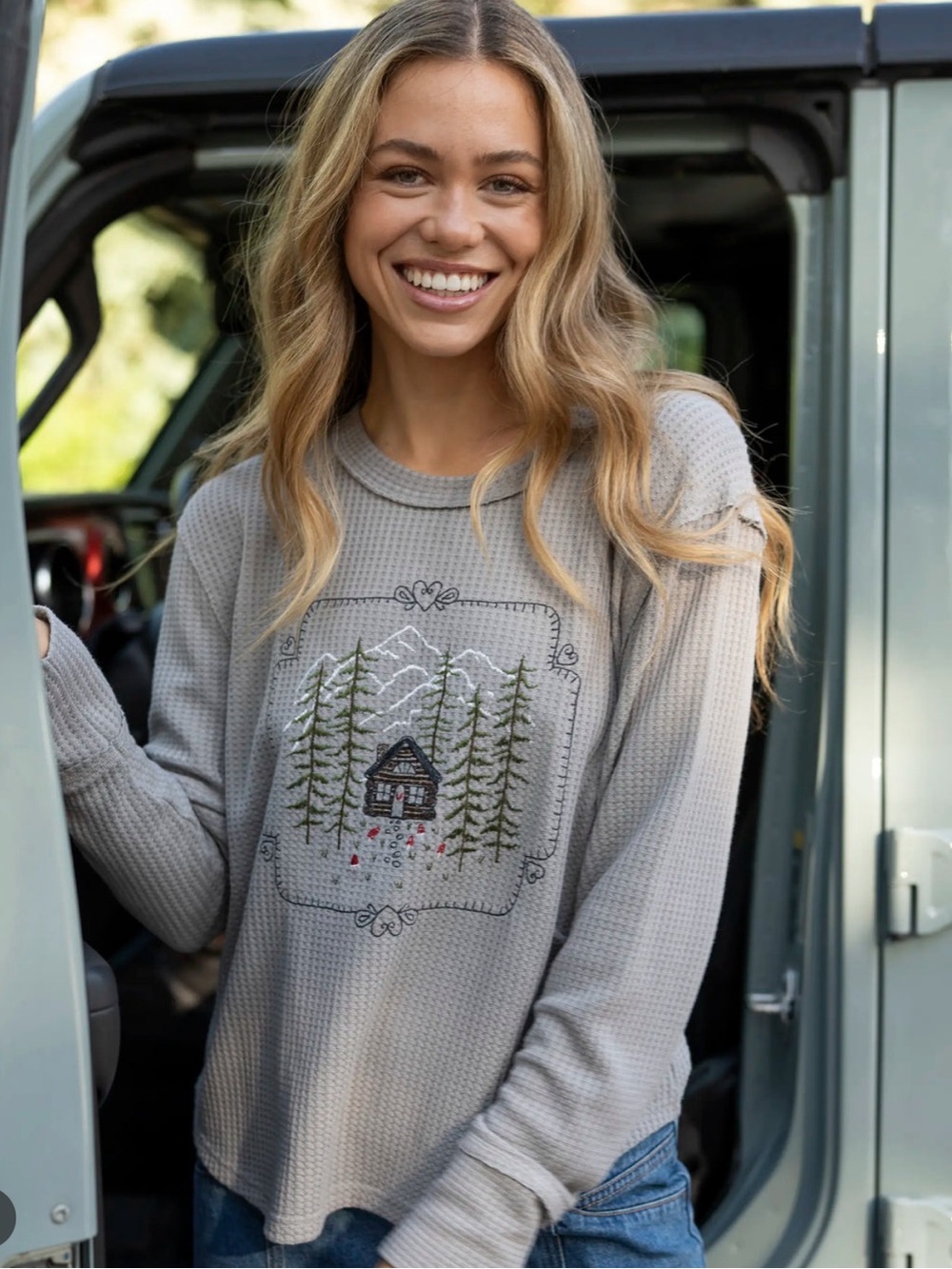 NATURAL LIFE Parker Embroidered Thermal Tee Gray Waffle Knit Cabin Graphic